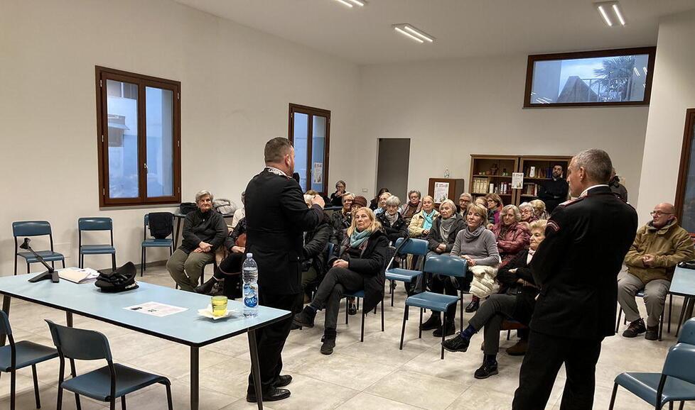 Un incontro organizzato dai carabinieri