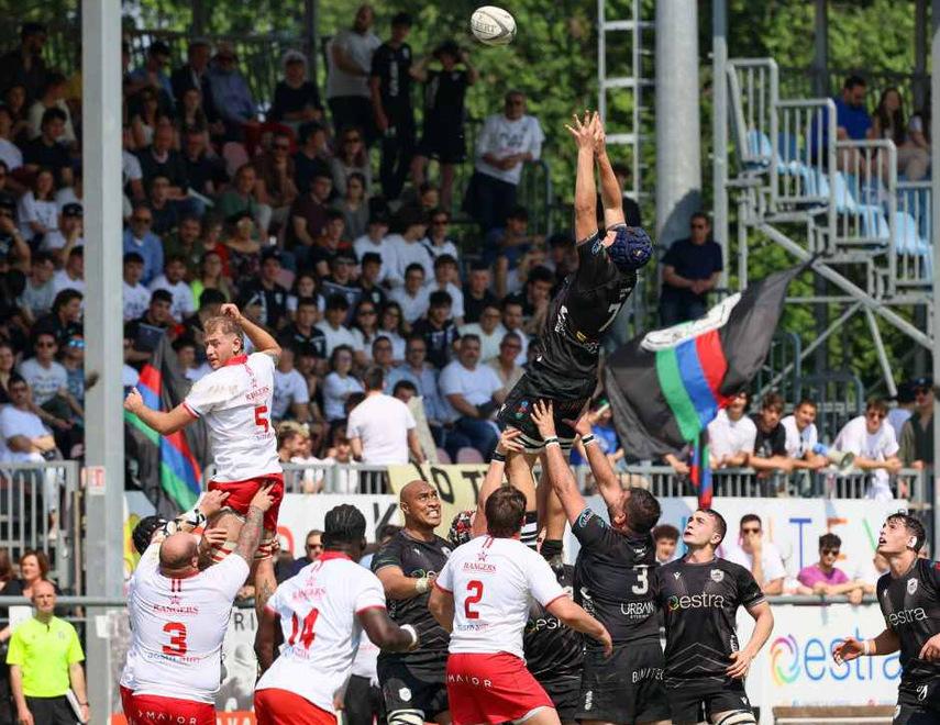 Un momento del match che si è disputato a Iolo tra Cavalieri Union e Rangers Vicenza valido per i play-off
