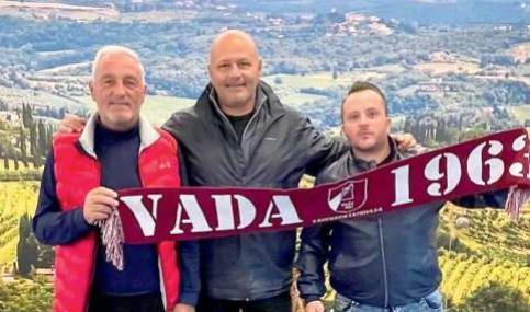 
	Da sinistra il nuovo mister Bacci, il presidente Ficcanterri e il nuovo ds Cappanera

