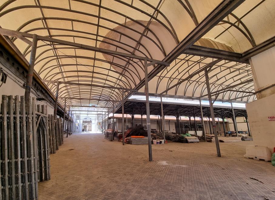 Sassari, lavori a rilento al Mercato civico