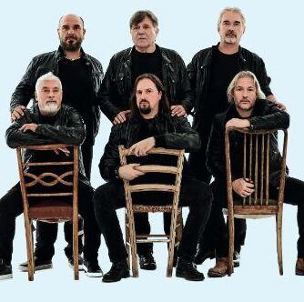 La storia dei Nomadi in un romanzo che celebra i 60 anni