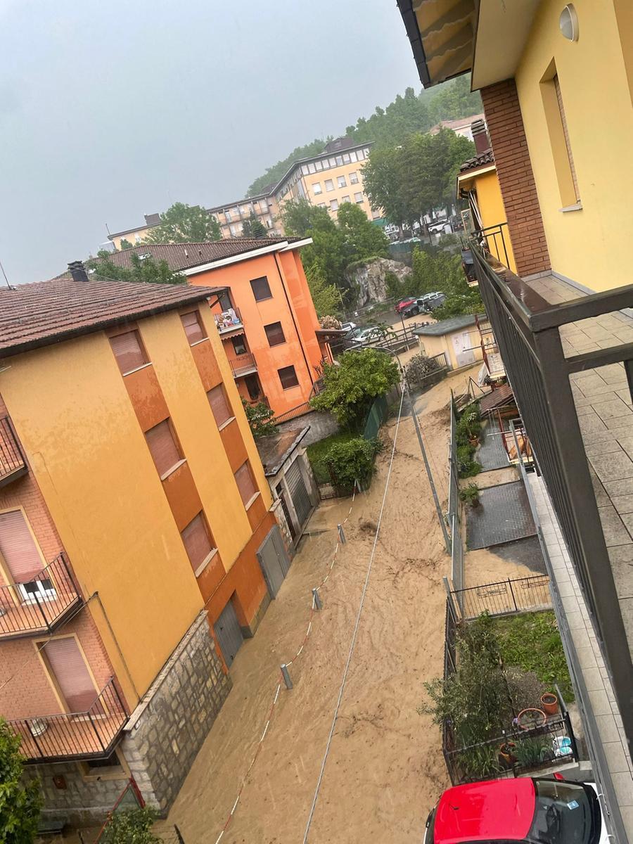 Pavullo, un’altra bomba d’acqua: strade allagate