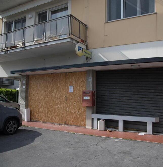 Lucca, ancora chiusi gli uffici postali presi di mira dai malviventi