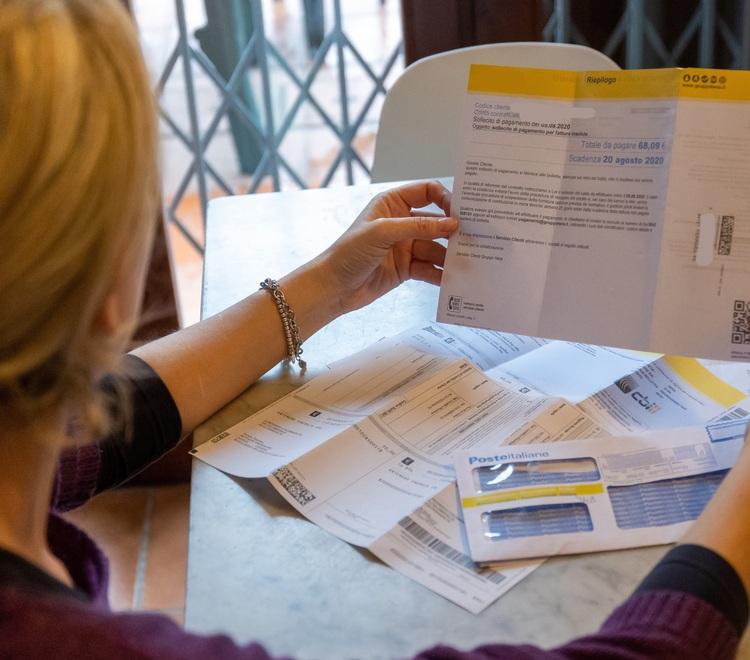 Rifiuti, a Modena niente aumenti per la Tari 2023 Sconti per le famiglie 