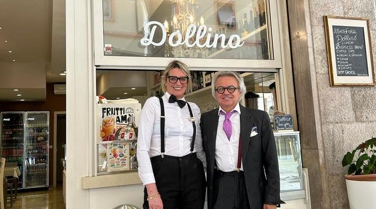 Fabio Corsi e la socia Francesca Tavaroli davanti al "Dollino"