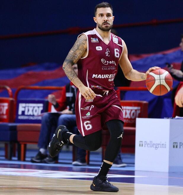 Capitan Francesco Forti (foto Nucci)