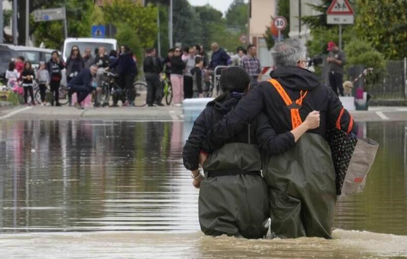 Conselice, via gli abitanti da casa: «L’acqua è rischiosa» 