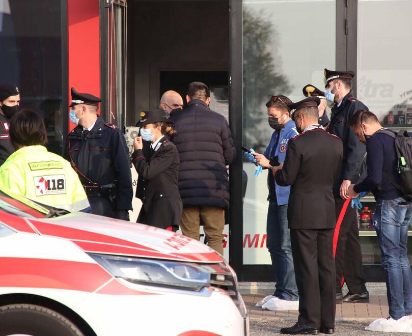 «Quand’è che il papà scende dal cielo?» Lo strazio dei famigliari della vittima 