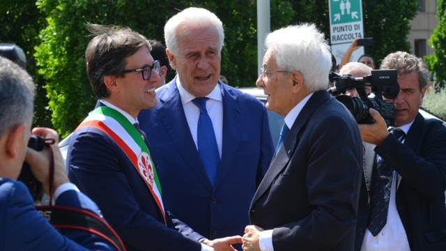 Strage dei Georgofili: il presidente Mattarella alla cerimonia al palazzo di giustizia di Firenze salutato con un lungo applauso