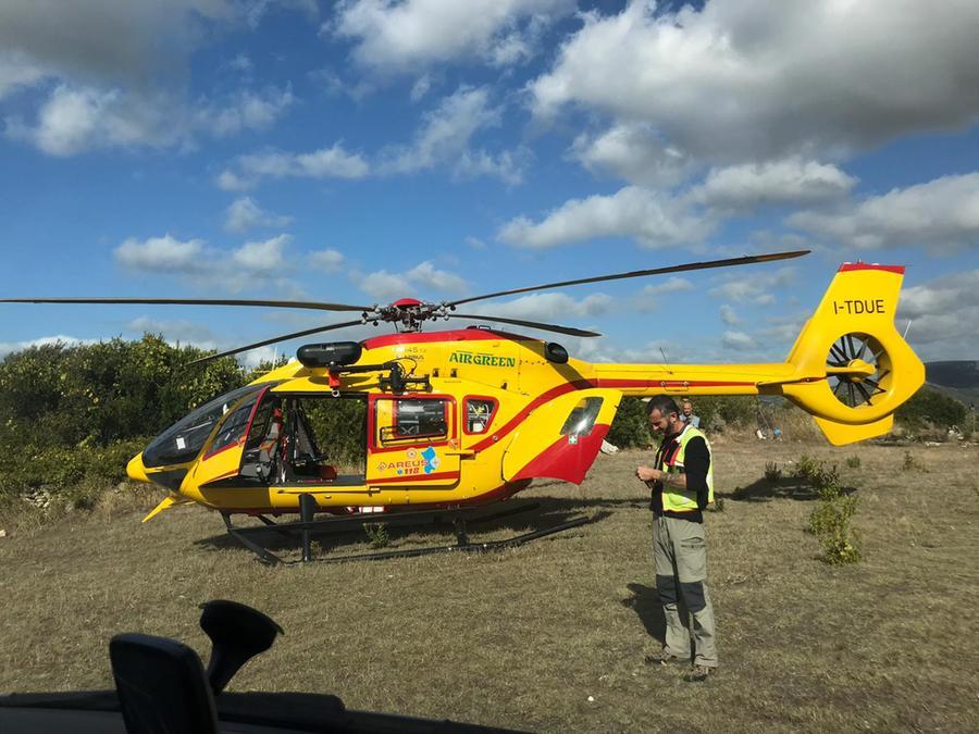 Precipita in una scarpata tra Urzulei e Baunei: grave un motociclista