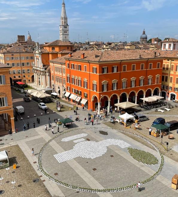 Modena-Sud America: donati 1300 alberi per la città 