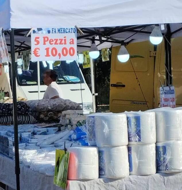Una bancarella