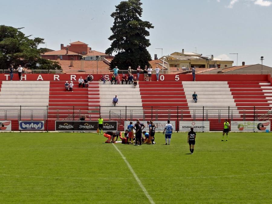 
	I soccorsi alla giocatrice

