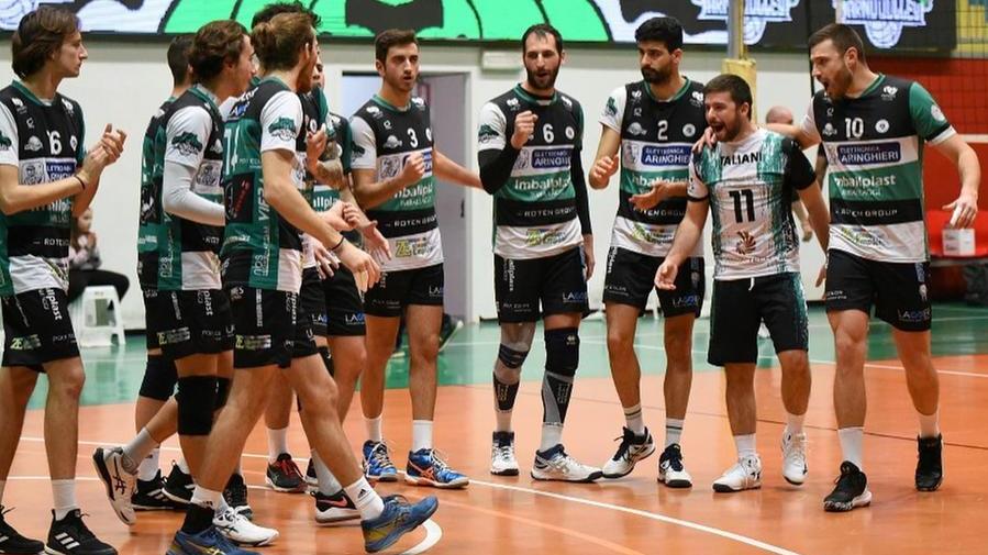 La squadra dell’Arno Imballplast Castelfranco ieri contro l’Arrè Turri