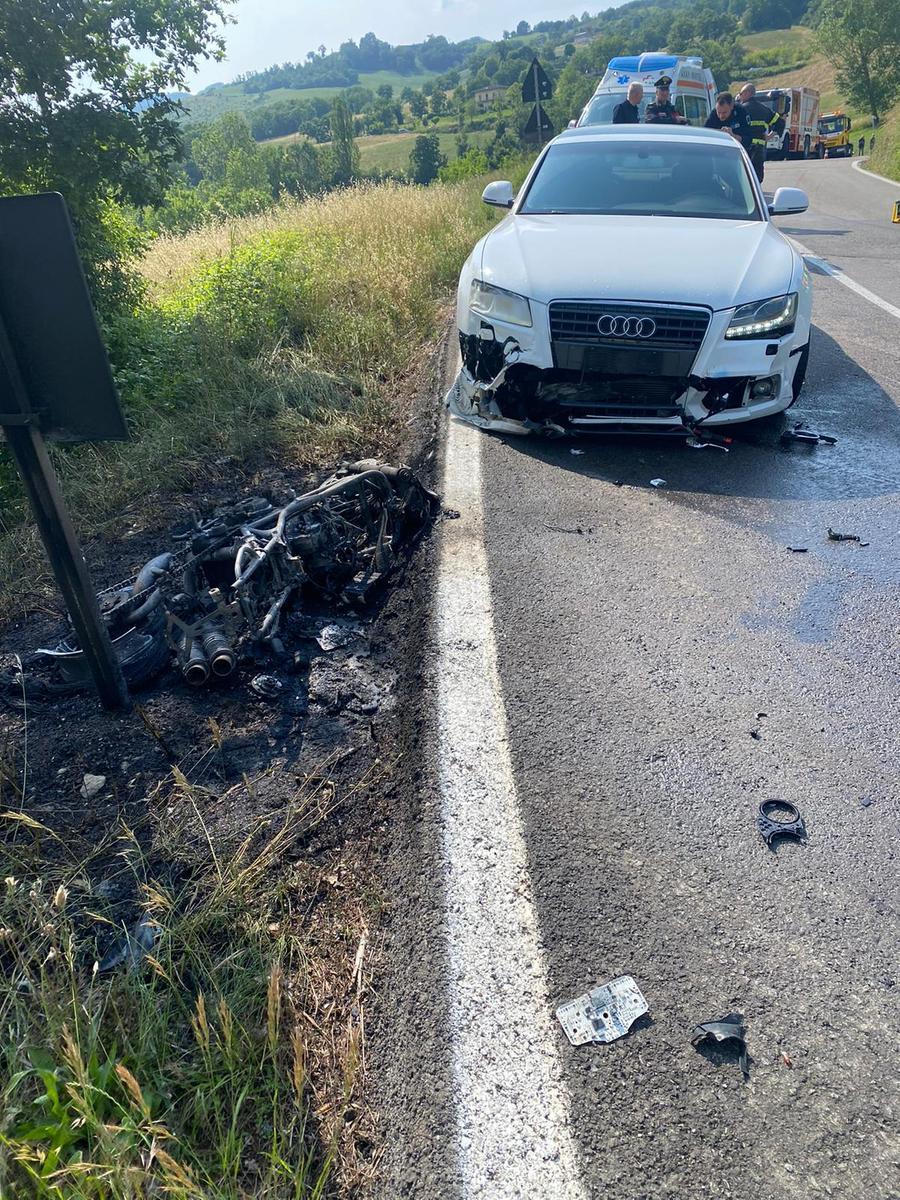 Schianto sulla Fondovalle a Pavullo, un motociclista 49enne è grave