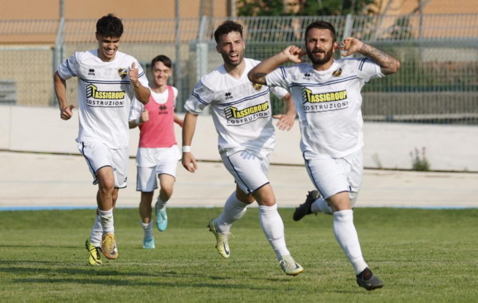 La Centese all’ultimo respir.o Gol all’89’ e vittoria playoff