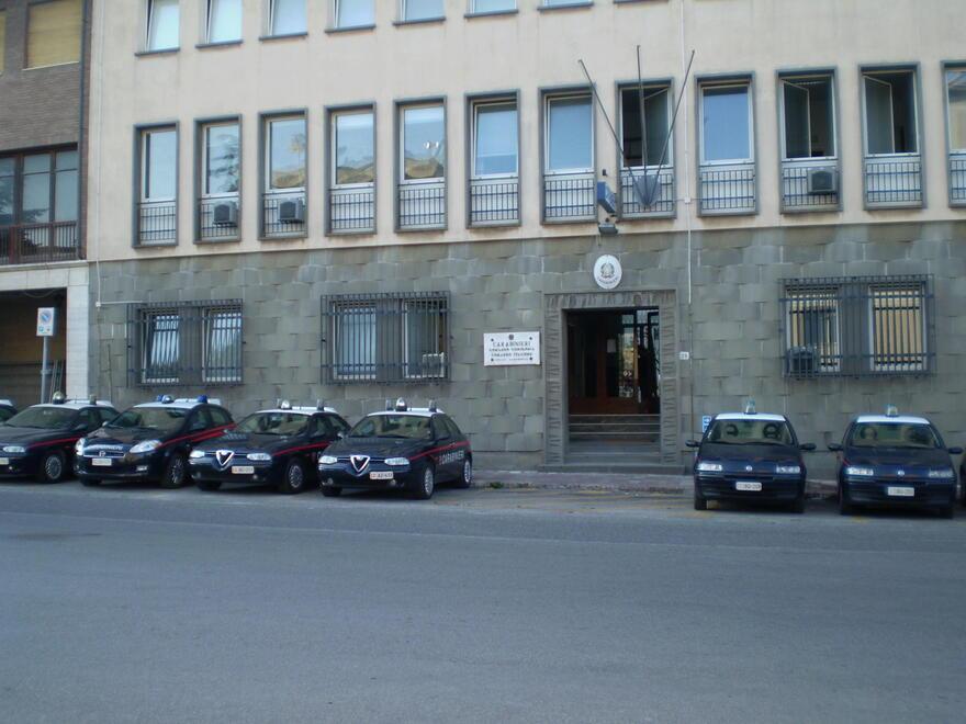 «Si è segnato ore mai lavorate»: indagato il comandante dei carabinieri del radiomobile di Cecina