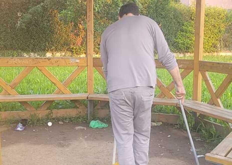 Fiorano, il Parco Blu tra rifiuti e sporcizia. I residenti: «Ora le telecamere» 
