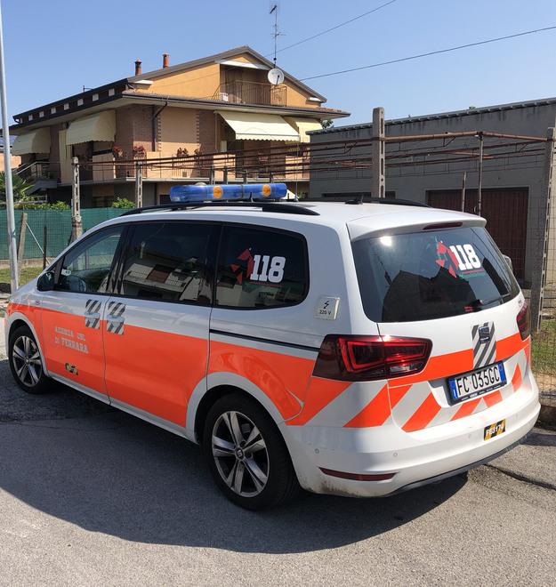 Emergenza, nel Ferrarese mancano 40 specialisti: «Nuovi impieghi per automediche»