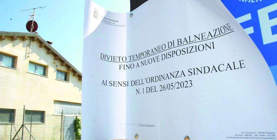 Divieti di balneazione a Marina di Grosseto: si riapre il caso Beveraggio