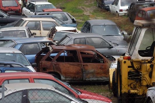 
	Il vecchio deposito d'auto dell'Aci

