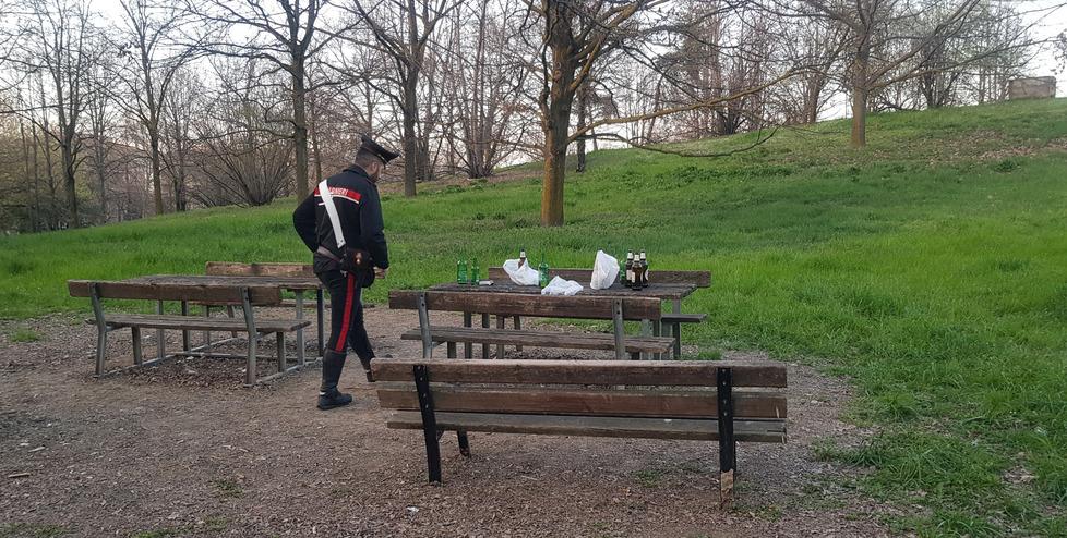 Modena, parco Ferrari: lo spaccio cresce in mezzo agli alberi 