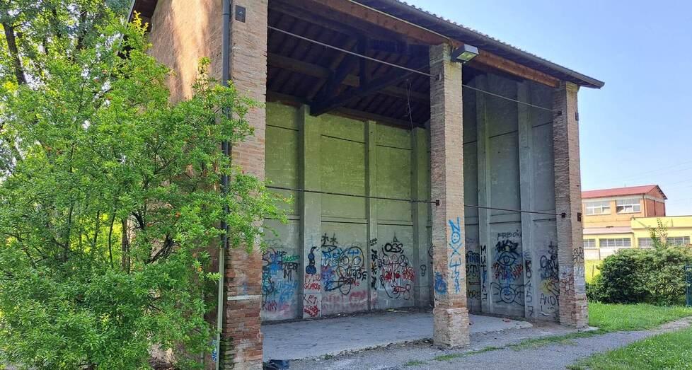 Il Gruppo Antidegrado Modena Est ha un piano per la Barchessa di Leo