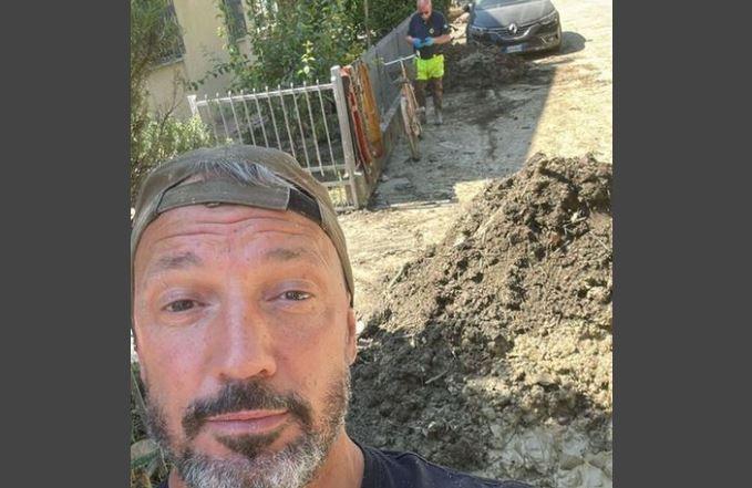 Ferrara, ex calciatore in aiuto a Sant’Agata: «Ho preso le ferie e sono andato»