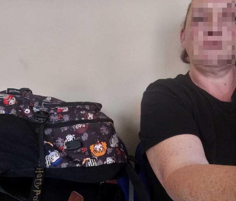 Portoferraio, sfrattata e con un bimbo malato porta le sue cose in municipio