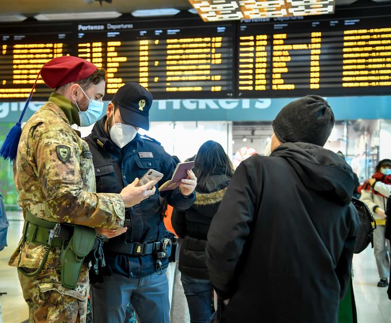 Carpi, in treno per ucciderla L’accusa chiede 10 anni 