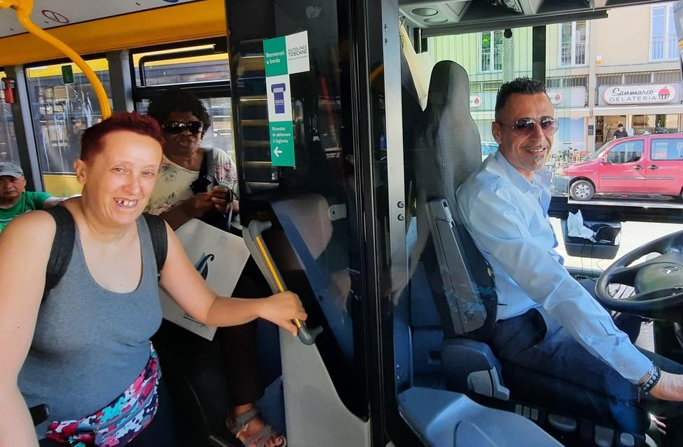 Passeggeri sui bus