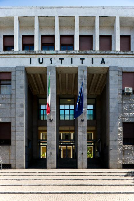 
	Il tribunale di Pisa

