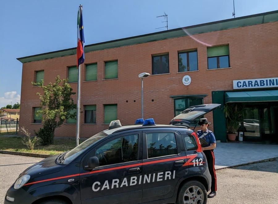 Codigoro, 25enne violento coi genitori: arrestato