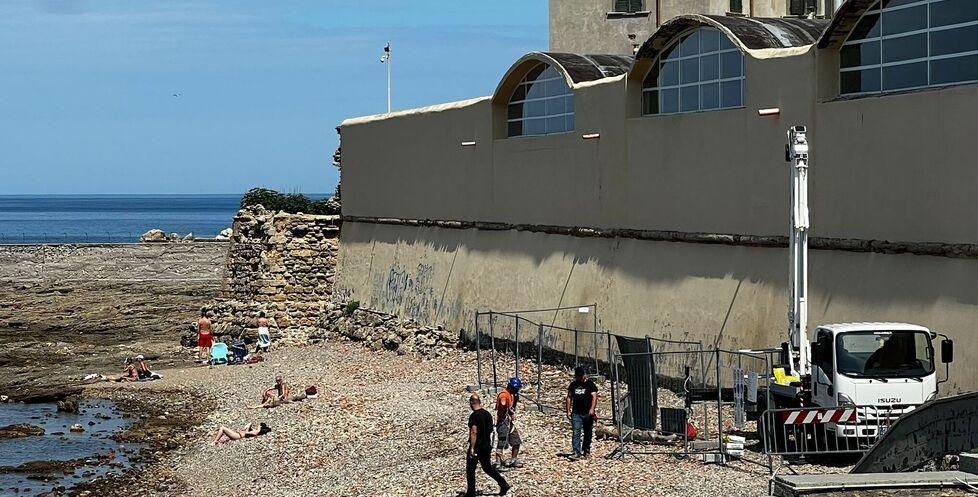 Via al restauro del muro fronte mare dell’Accademia: ecco progetto e tempi 