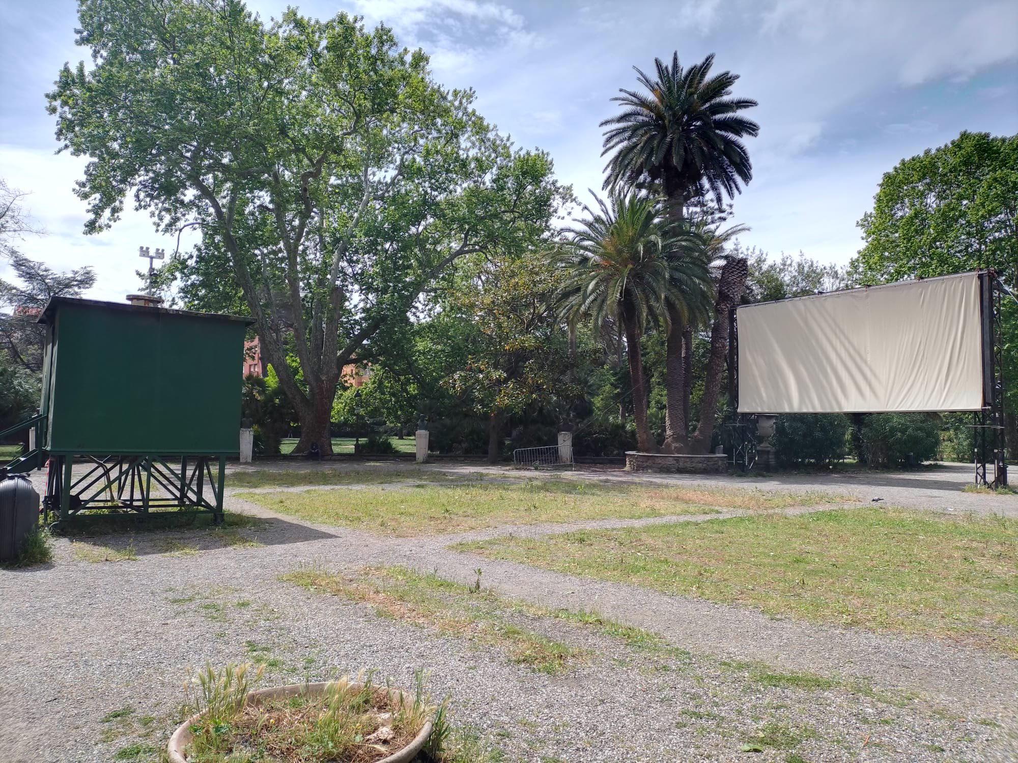 Sotto le stelle e con 400 nuove poltroncine: a Villa Fabbricotti il cinema dal 27 giugno 