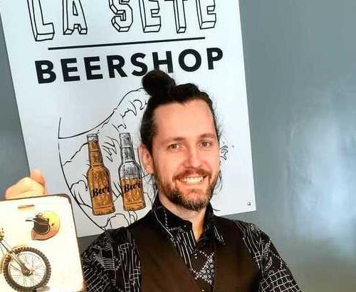 È festa in via  Ariosto dopo la polemica per la Ztl