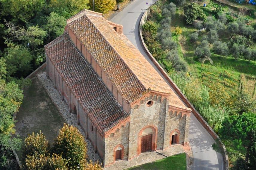 La pieve di Palaia (Foto Fabio Frassi)