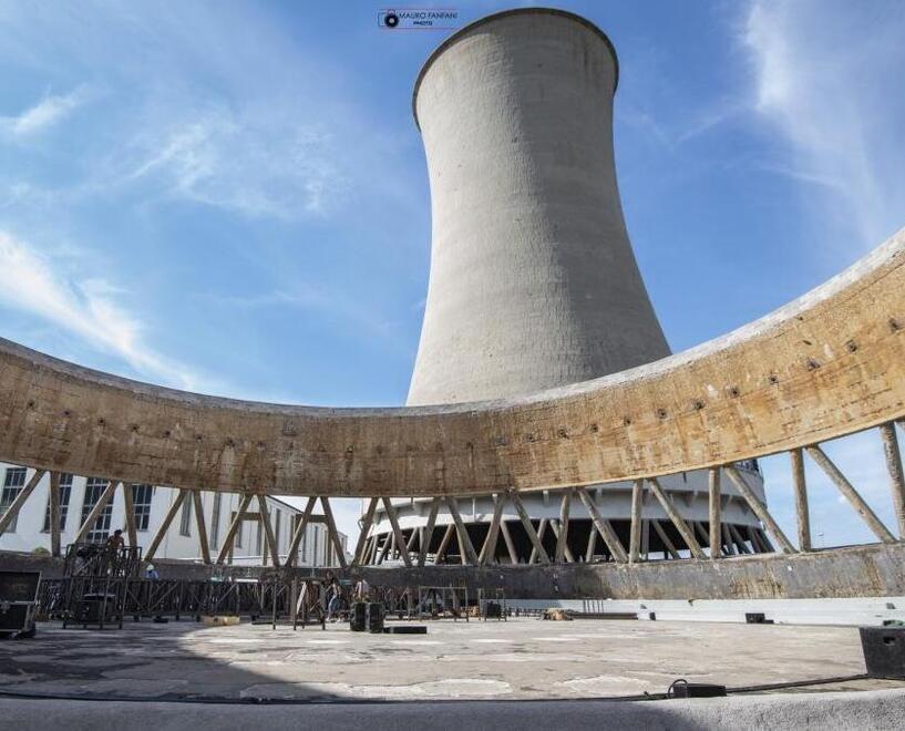 L'arena geotermica di Enel Green Power a Pomarance il primo luglio ospiterà una festa da discoteca