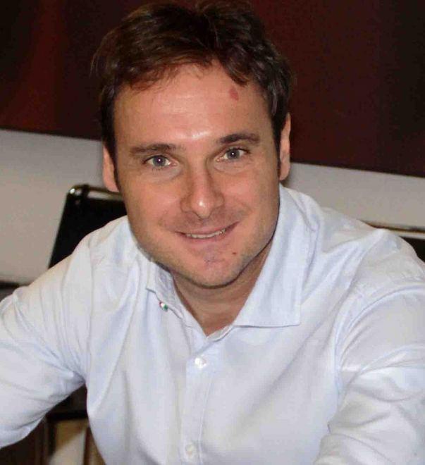 Elemosina, Fi ritira la mozione 