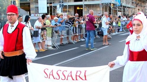 Cavalcata Sarda 2023, duemila partecipanti nelle vie di Sassari
