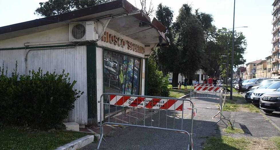 L’ex chiosco sportivo transennato
