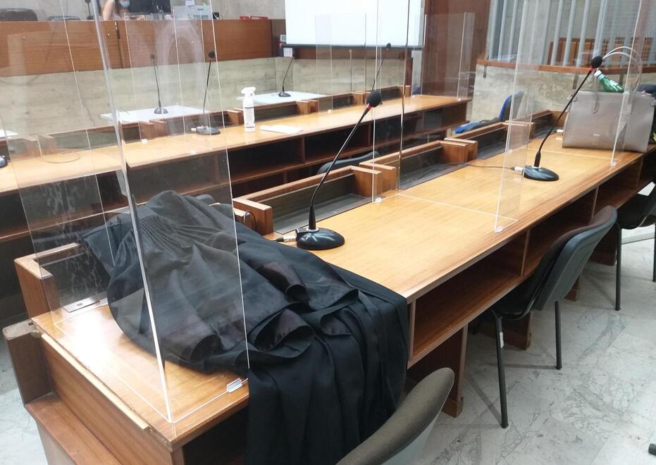 Aula di tribunale (foto d'archivio)