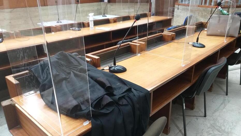 Aula di tribunale (foto d'archivio)