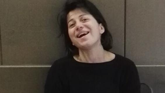Imprenditrice di 49 anni muore per una malattia. «Era una guerriera»