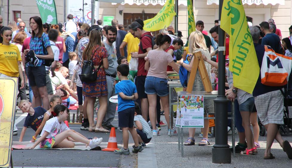 In via Ariosto festa per il restyling, entro luglio ztl a Santo Stefano