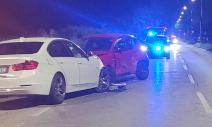 Castelnovo Sotto, schianto frontale fra due auto: 5 feriti