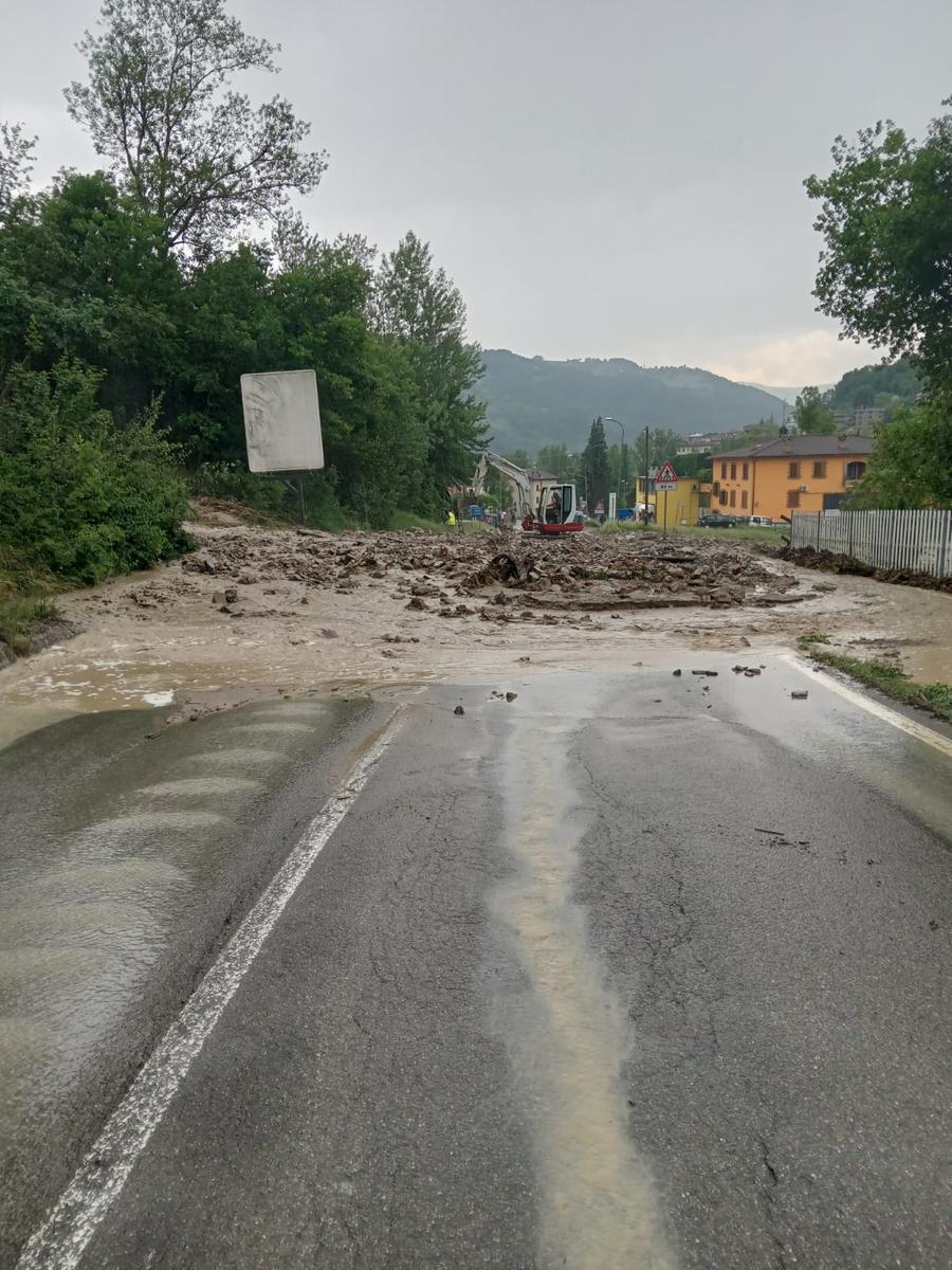 Baiso. Nubifragio colpisce Ponte Secchia Paese travolto da un fiume di fango