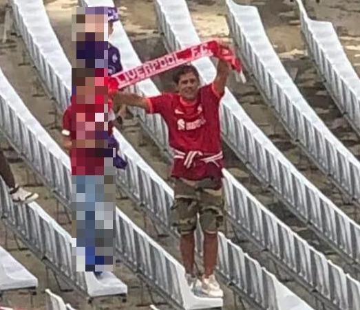 Tifoso viola con la maglia del Liverpool: il Tar conferma il Daspo di 2 anni