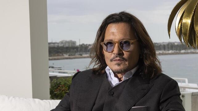 Cinema, rock e processi: i sessant’anni vissuti di Depp 