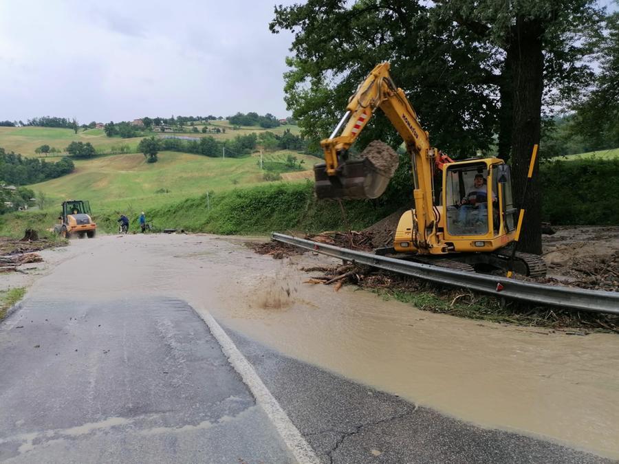 Modena, il bilancio della nuova ondata di maltempo: oltre 25 frane sul territorio provinciale